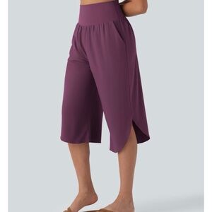 Halara XL nwot quick drying breezeful Wide-Leg capri length wine color